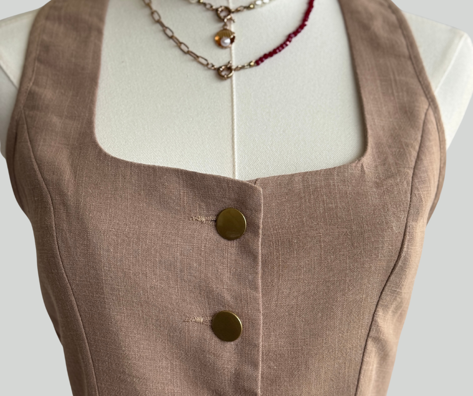 Linen Front Buckle Vest